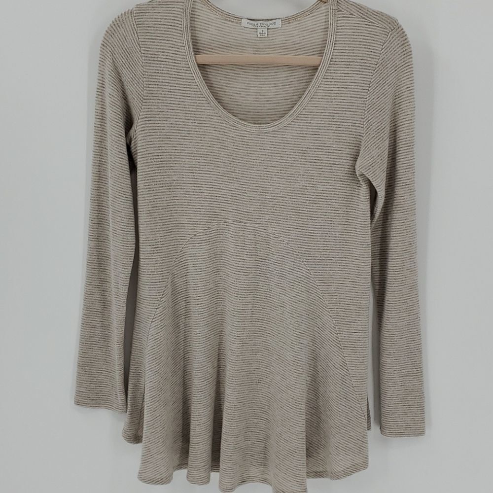 Green Envelope tunic, small.‎ Gray pin striped.  Comfortable.